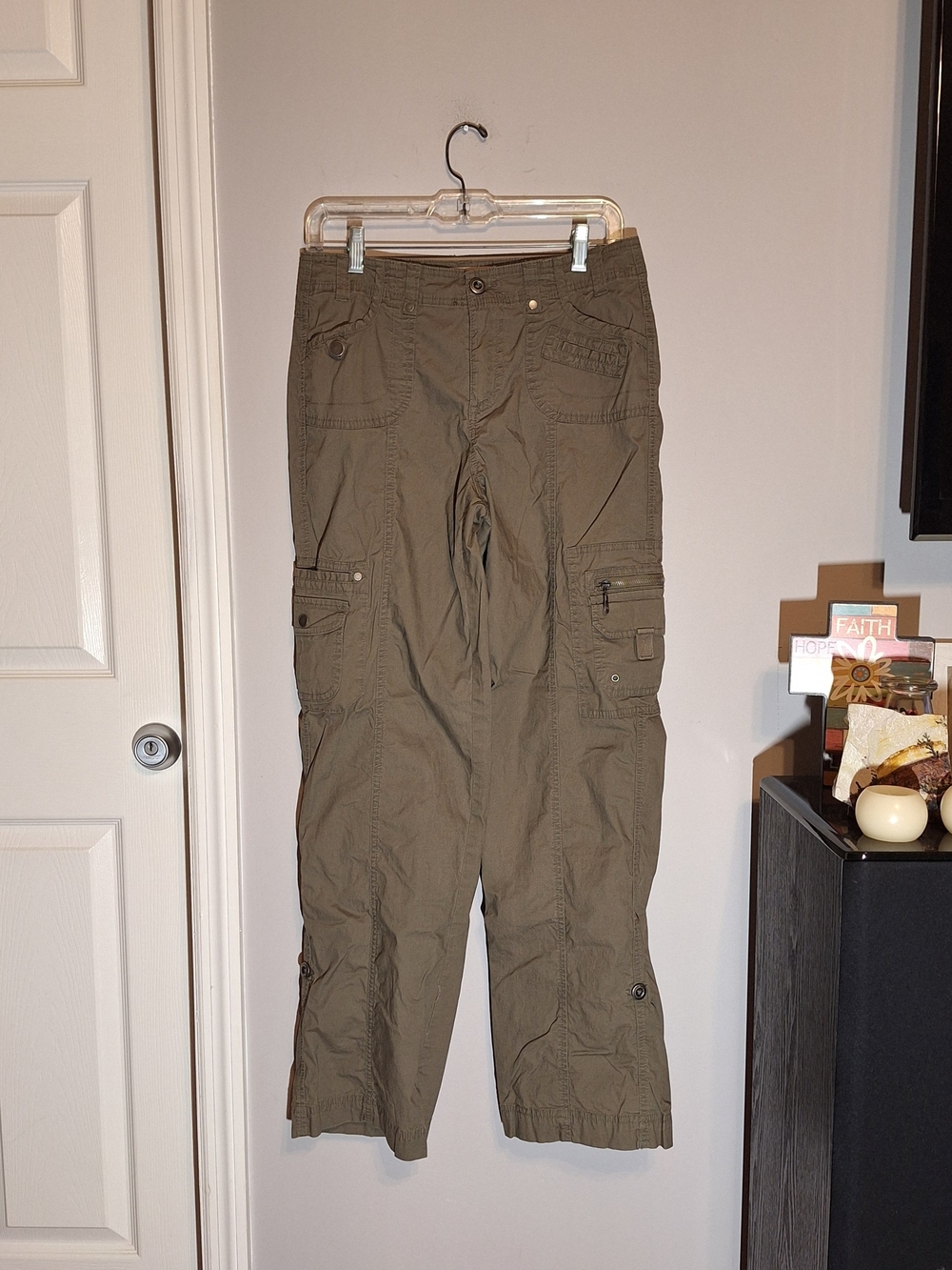 Khakis & Co Women's Khaki Cargo Utility Style Trousers